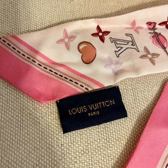 Louis Vuitton Silk Monogram Bandeau - Picture 3 of 4